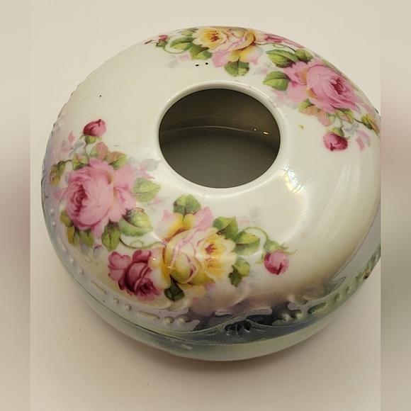 Vintage PK Selesia Porcelain  Floral Hair Receiver, Hand Painted Porcelain. - Picture 3 of 7